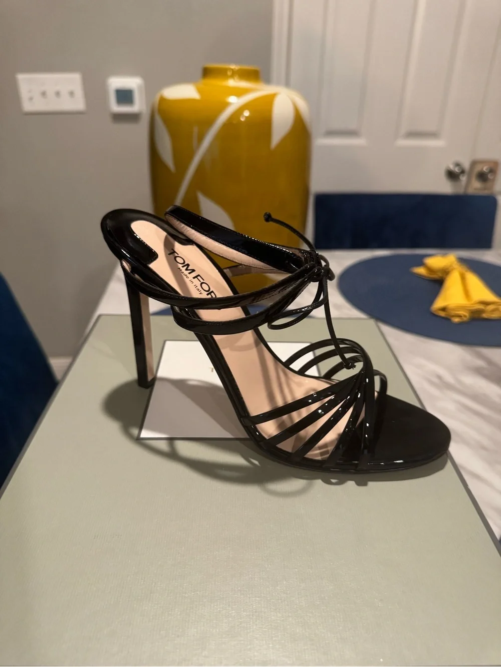 Tom Ford Green and White Shoe Box with Gold Logo